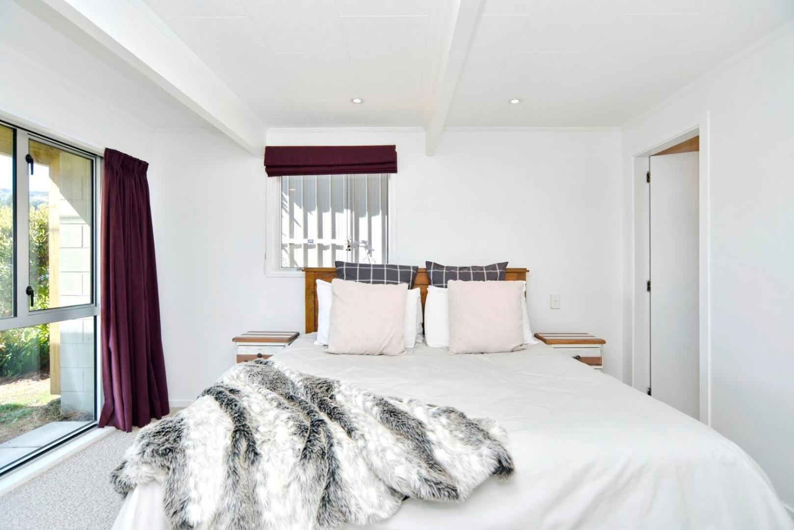 Akaroa Harbour View - Christchurch Holiday Homes Esterno foto